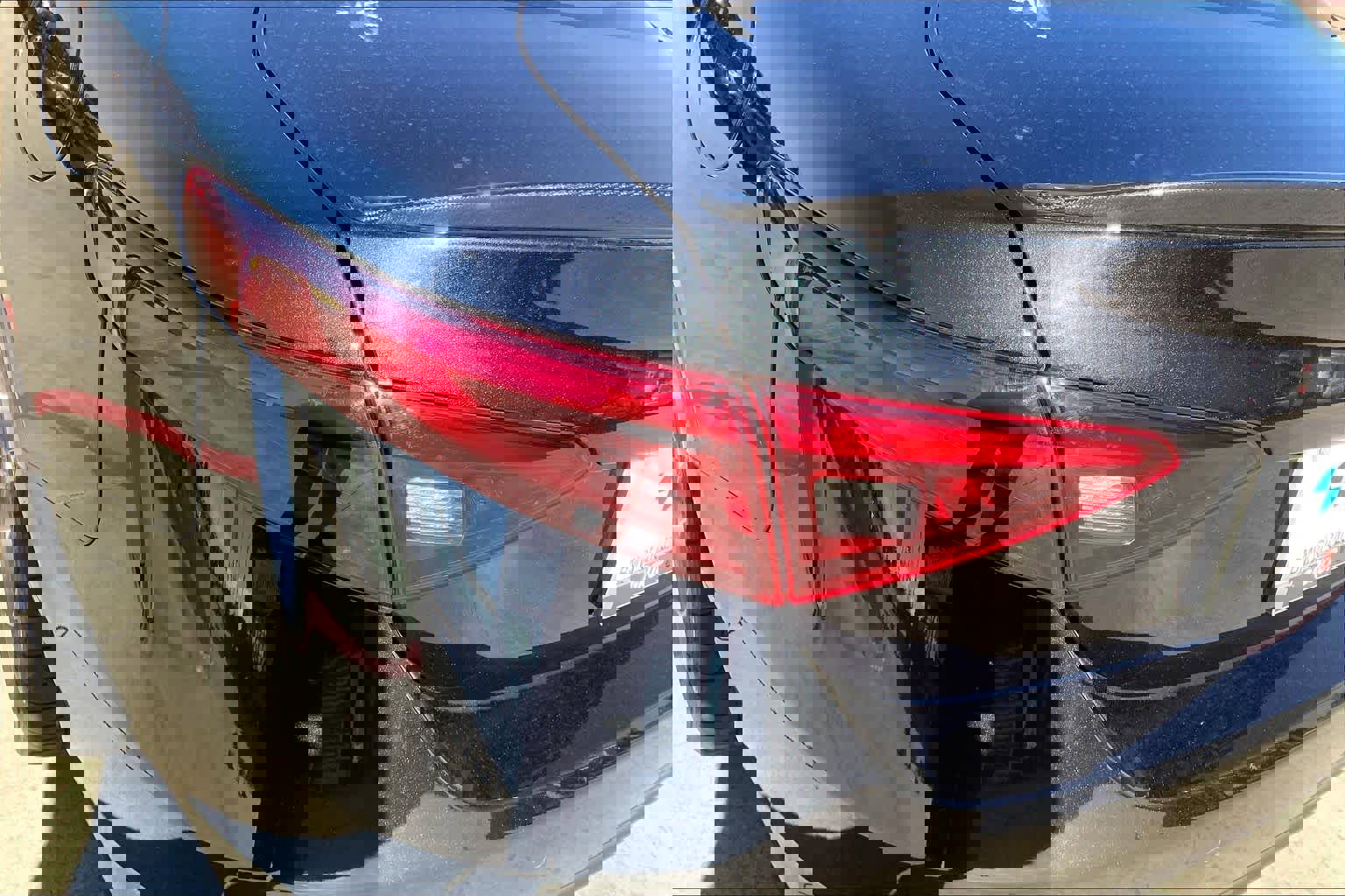 Used 2023 Alfa Romeo Giulia Quadrifoglio w/ Active Assist Plus Package image 28