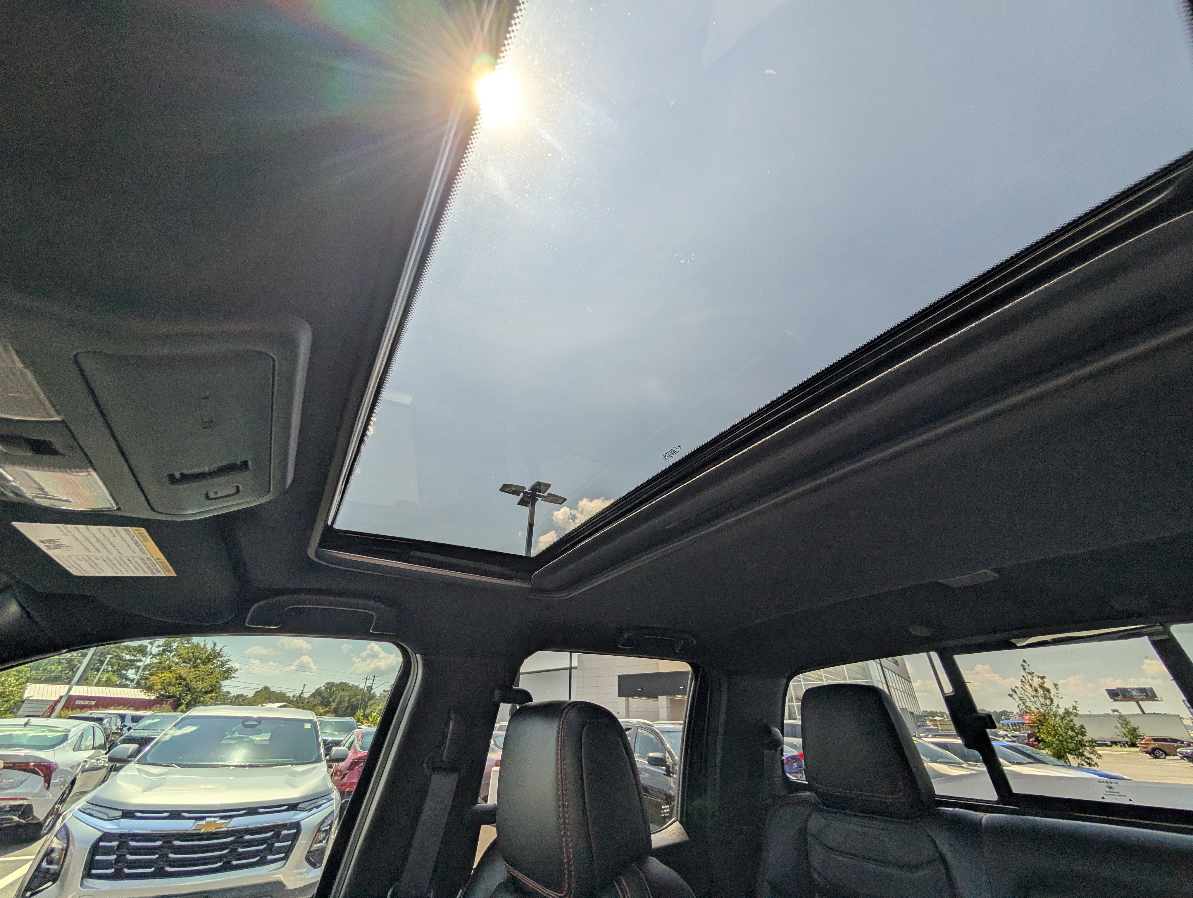 Used 2025 Nissan Frontier Pro-X w/ Pro Premium Package RWD image 14