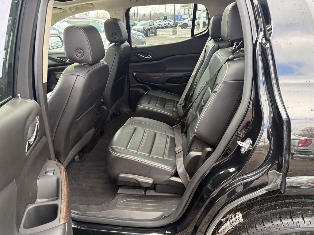 Used 2023 GMC Acadia Denali w/ Denali Technology Package AWD/4WD image 26