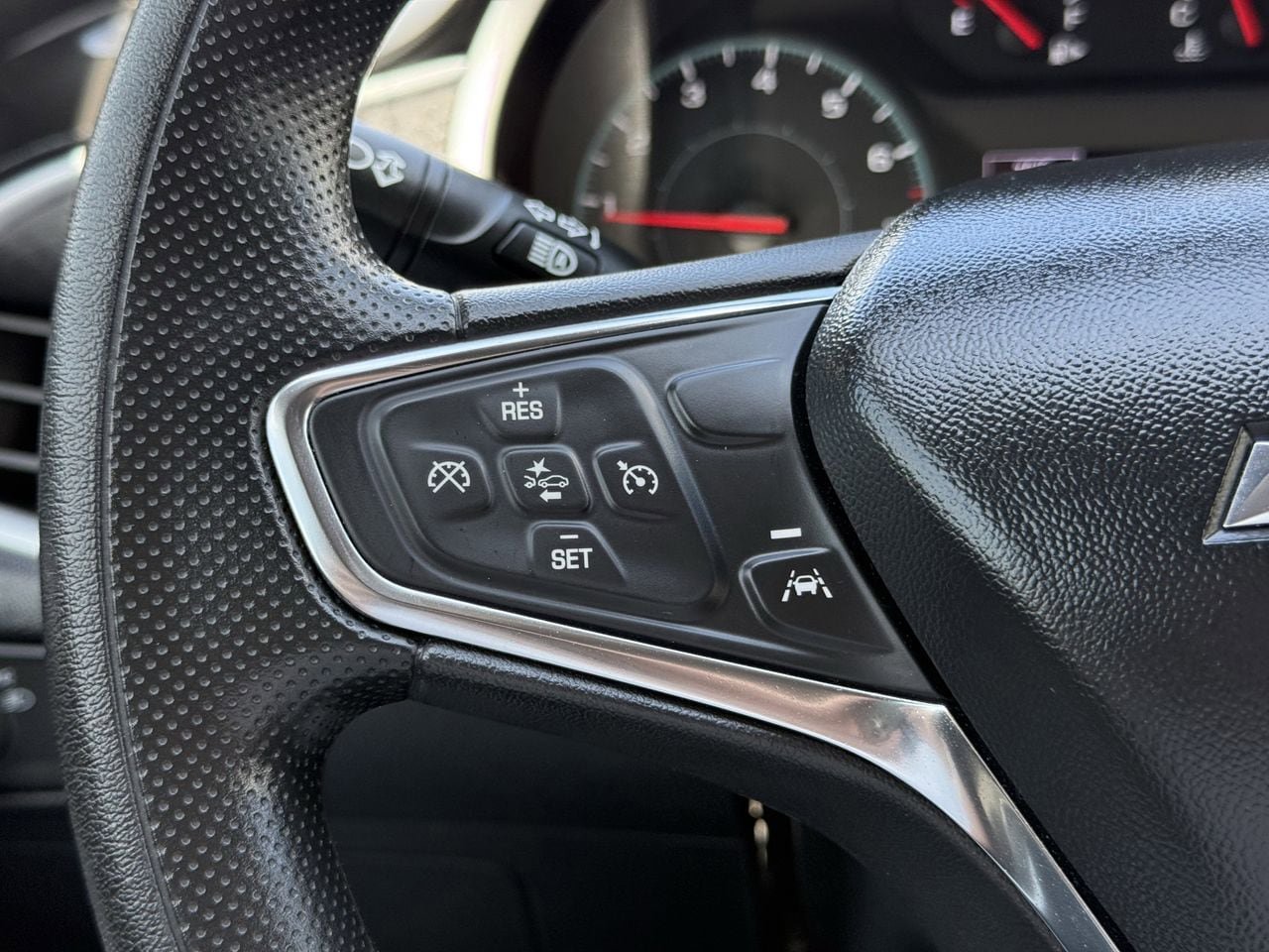 Used 2024 Chevrolet Malibu LT FWD image 12