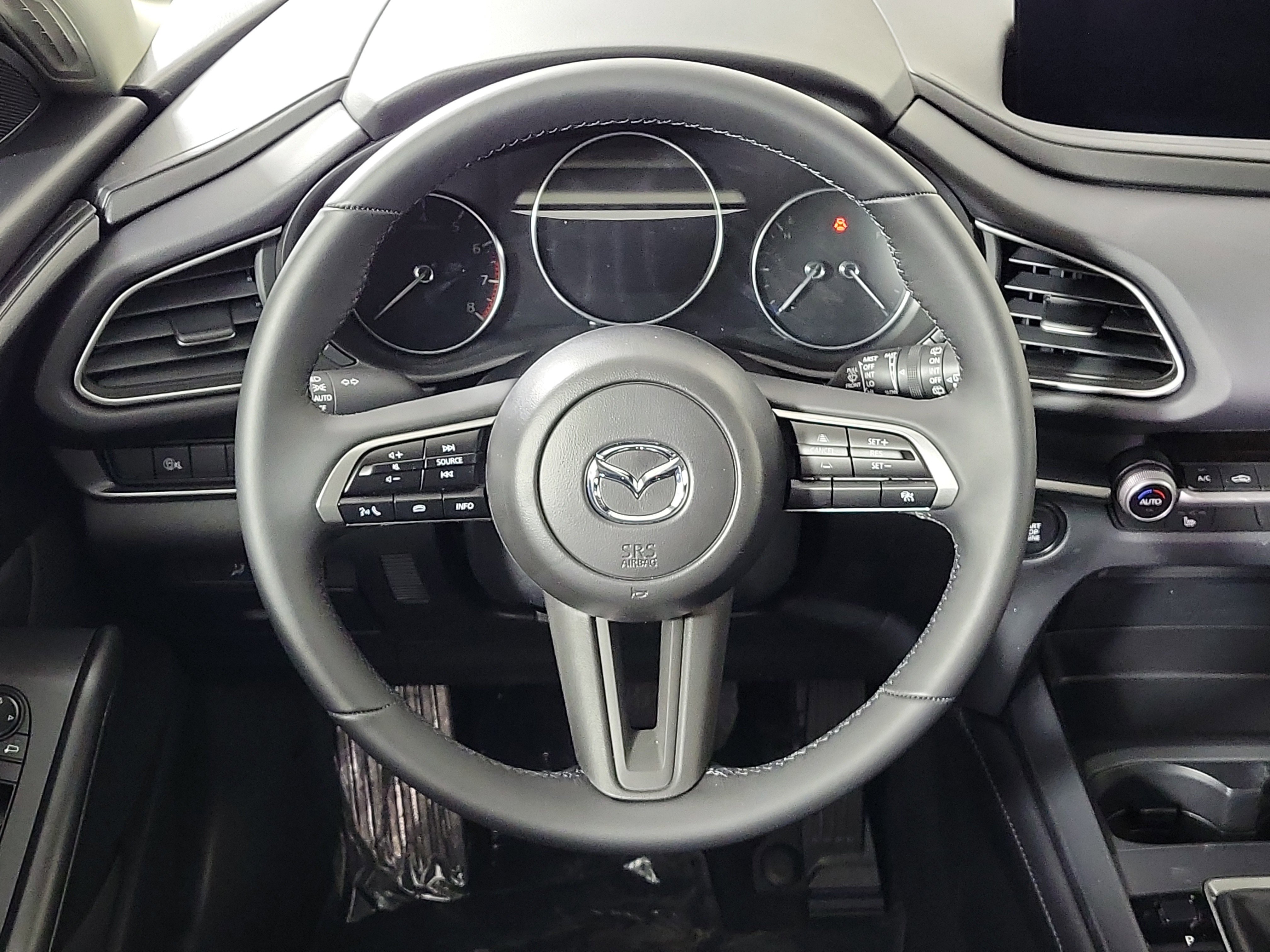 New 2026 MAZDA CX-30 AWD 2.5 S w/ Select Sport Pkg image 14