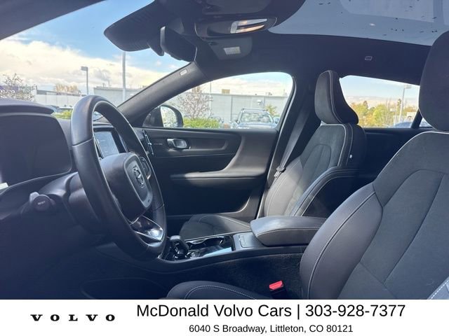 Used 2023 Volvo C40 P8 Recharge Ultimate w/ Protection Package Premier AWD/4WD image 9