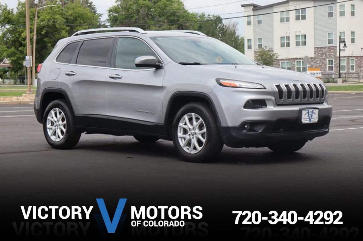 Used 2016 Jeep Cherokee Latitude w/ Comfort/Convenience Group