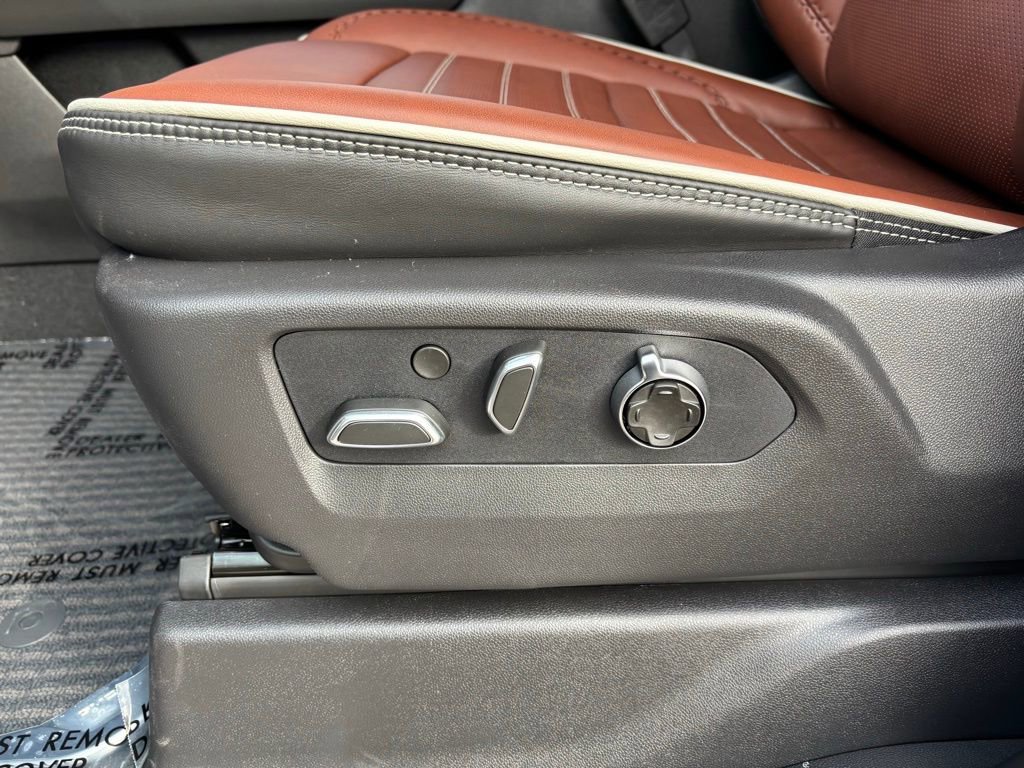 New 2026 GMC Sierra 3500 Denali Ultimate image 18