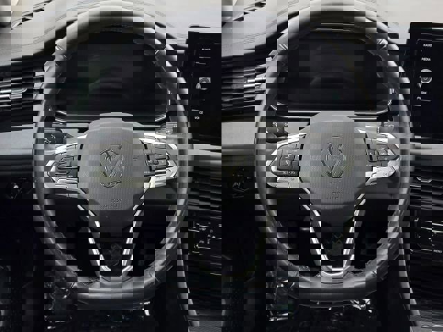 Used 2025 Volkswagen Jetta SE image 20