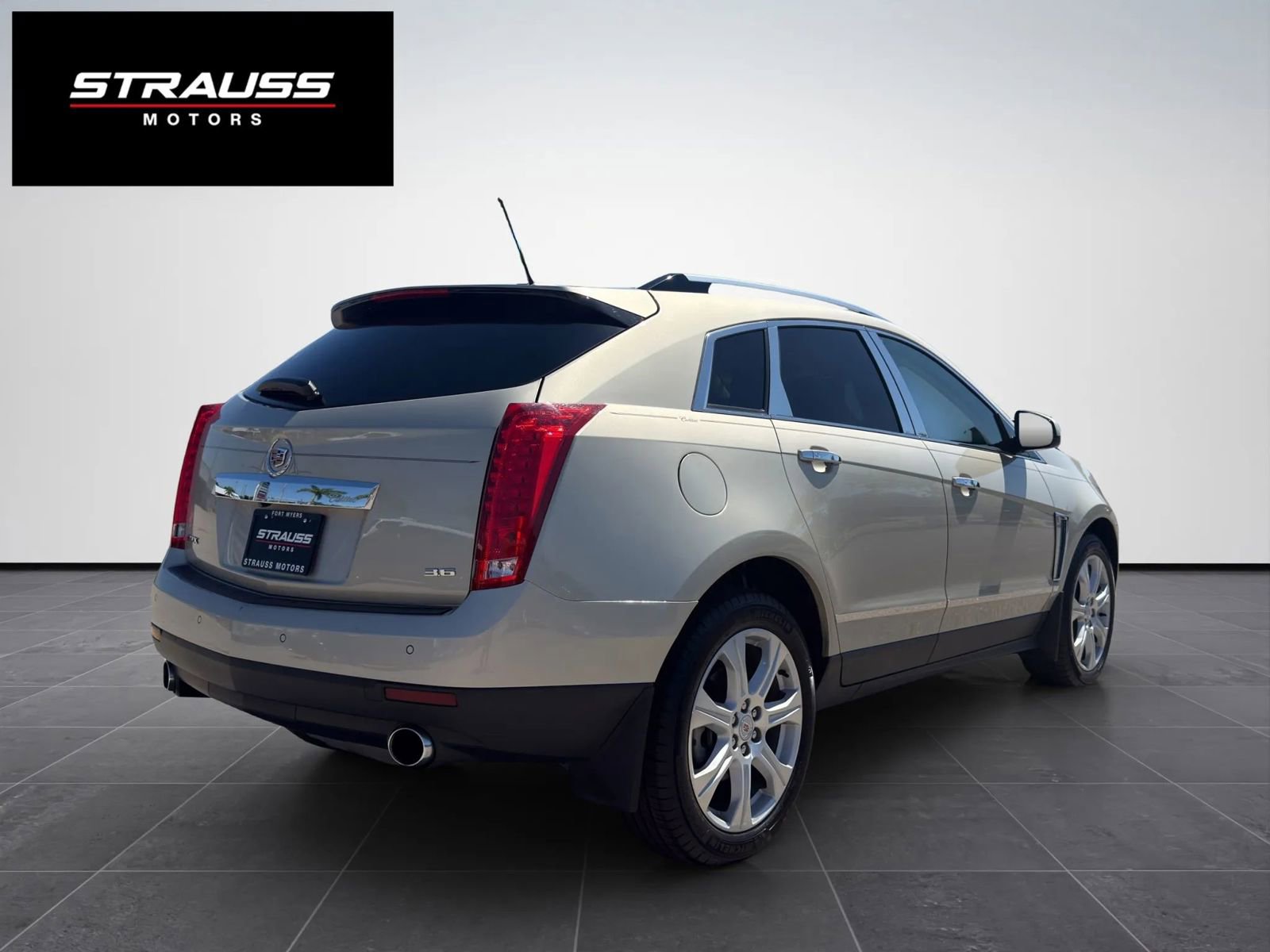 Used 2016 Cadillac SRX Premium FWD image 10