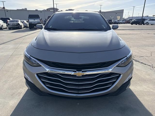 Used 2025 Chevrolet Malibu LS image 2
