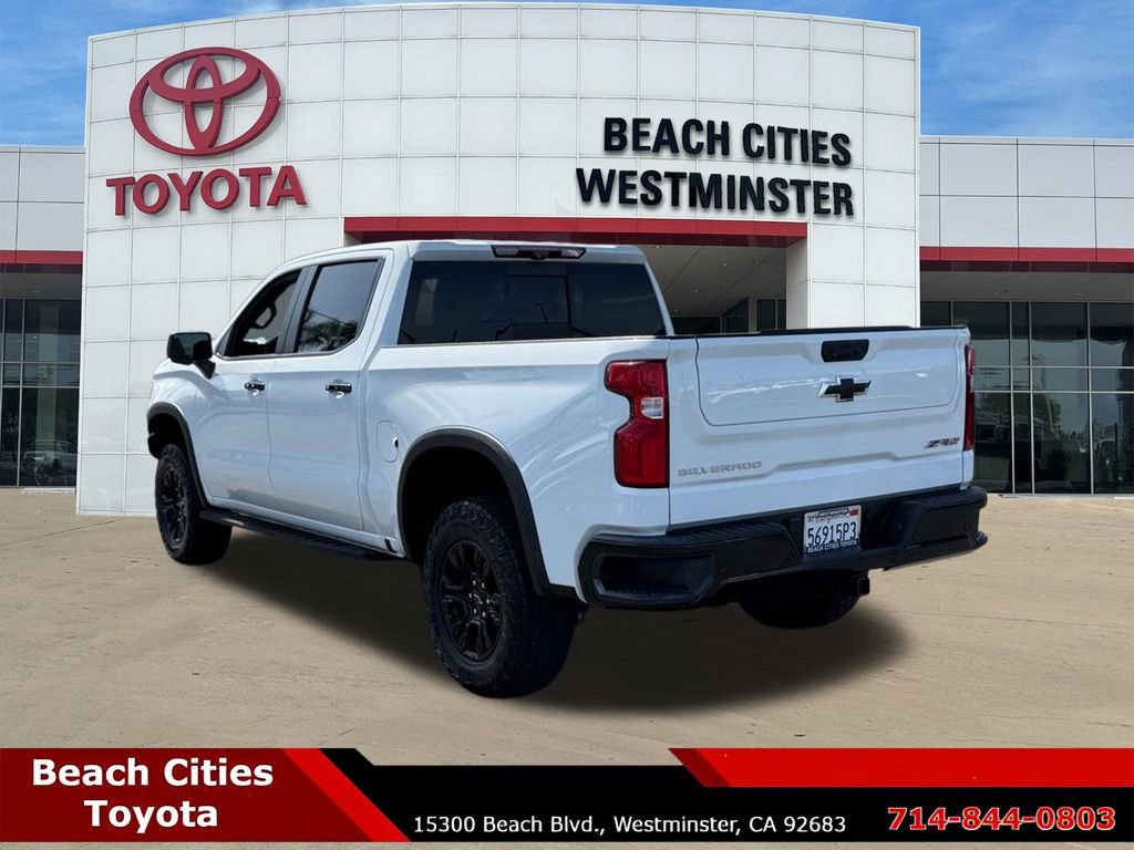 Used 2022 Chevrolet Silverado 1500 ZR2 w/ Technology Package image 8