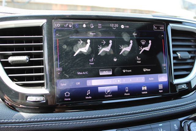Used 2023 Chrysler Pacifica Touring-L w/ S Appearance Package AWD/4WD image 19