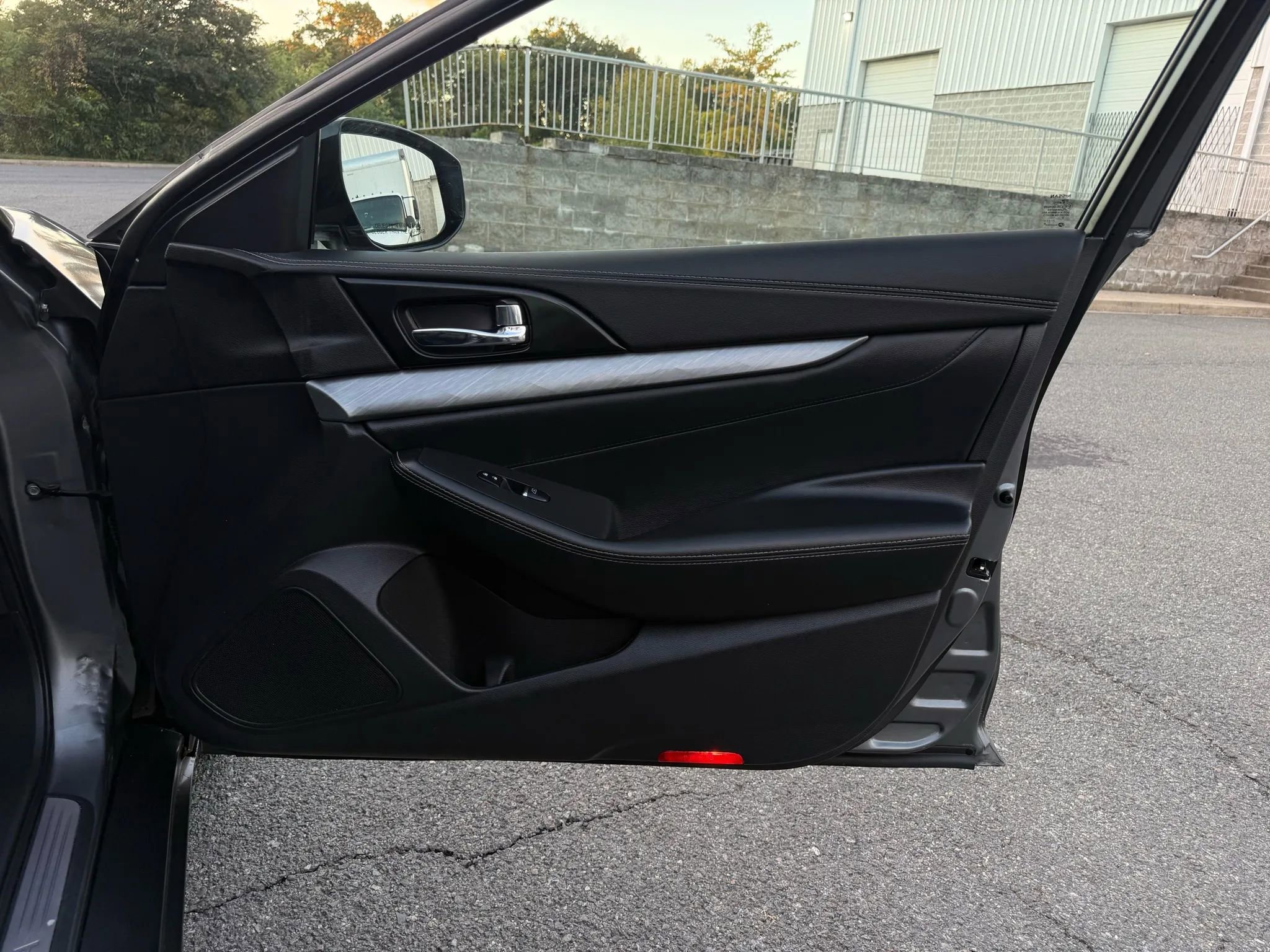 Used 2017 Nissan Maxima 3.5 SV image 23