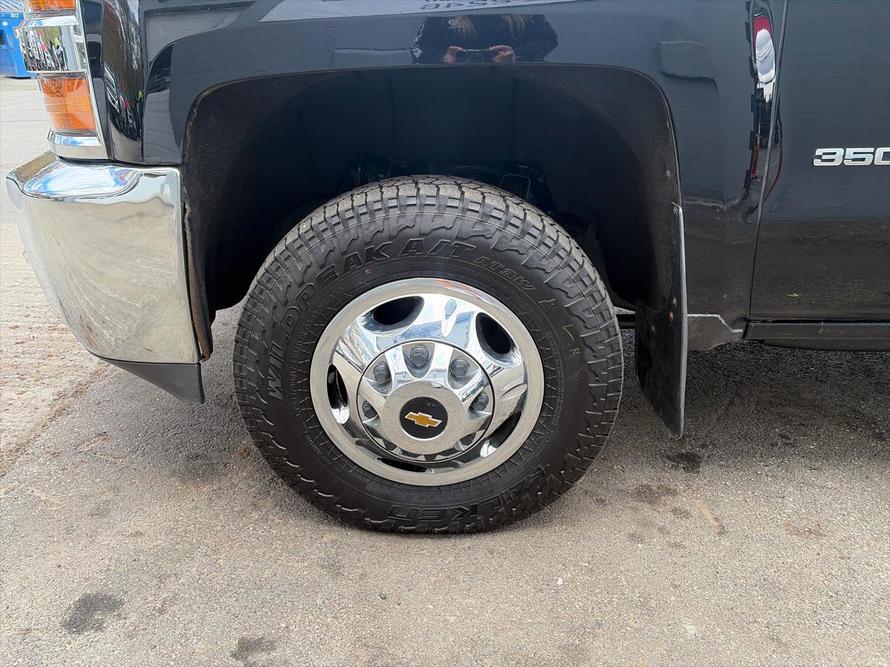 Used 2019 Chevrolet Silverado 3500 W/T w/ WT Convenience Package AWD/4WD image 16