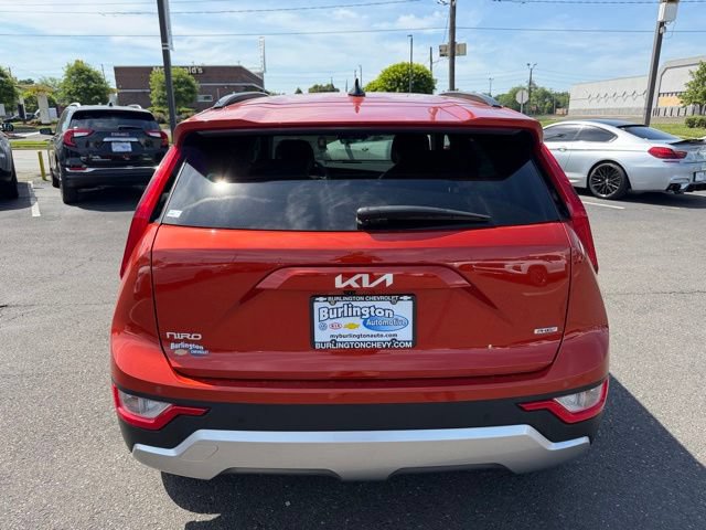 Used 2023 Kia Niro EX FWD image 6
