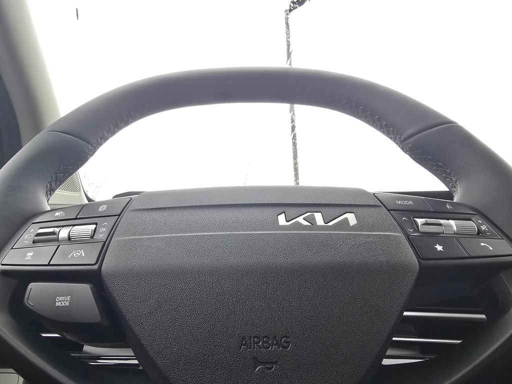 New 2026 Kia Sportage EX FWD image 25