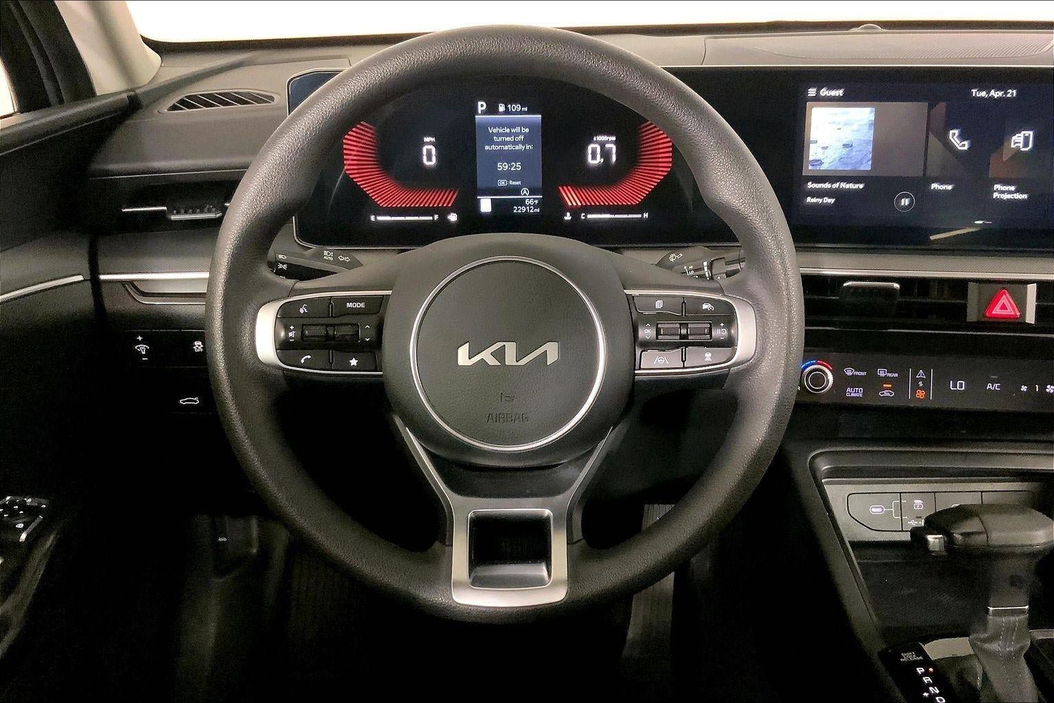 Used 2025 Kia K5 LXS FWD image 5