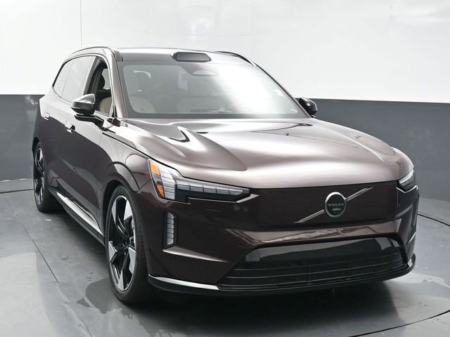 Used 2025 Volvo EX90 Ultra image 2