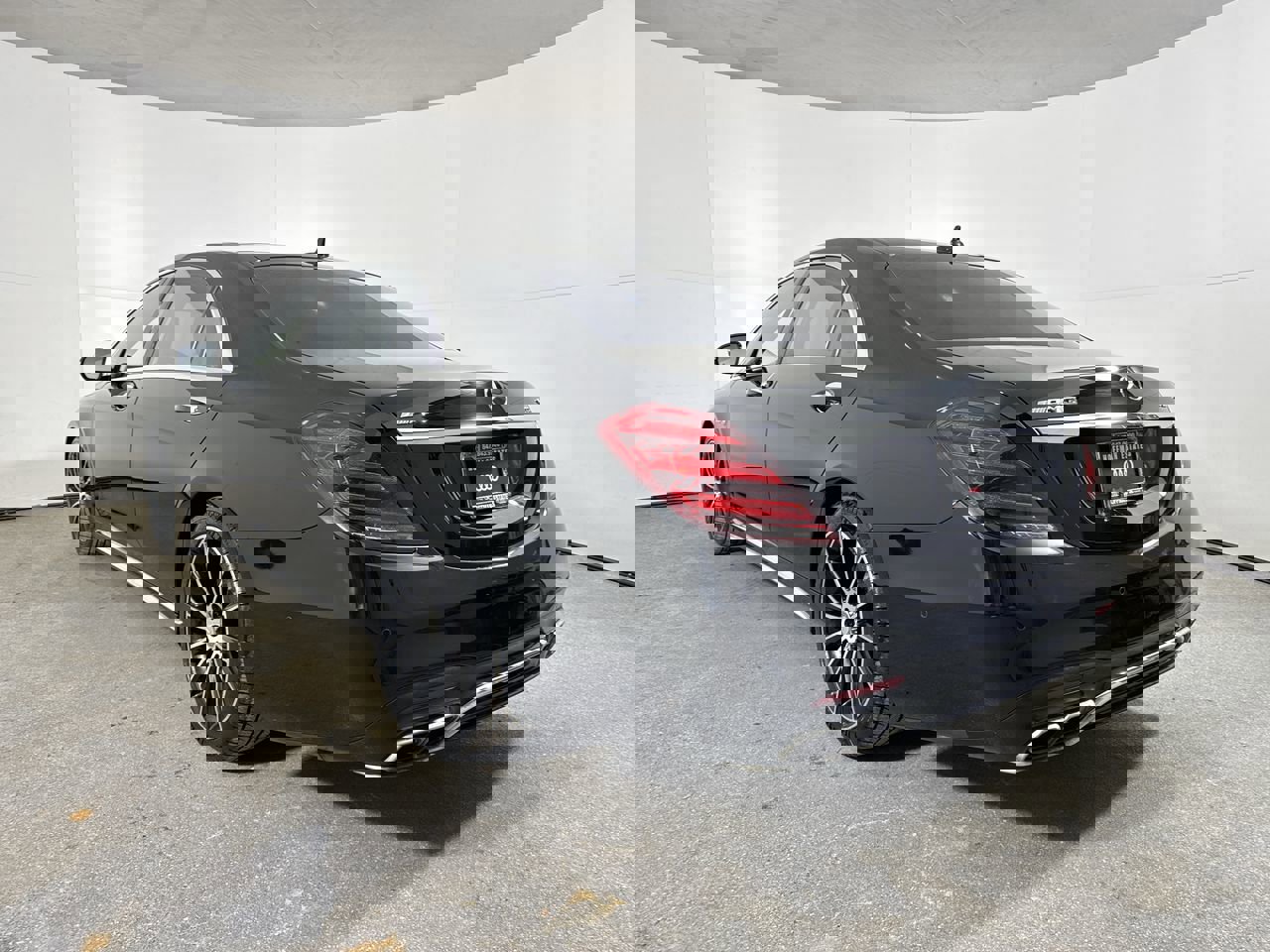 Used 2018 Mercedes-Benz S 63 AMG S 4MATIC Sedan image 5