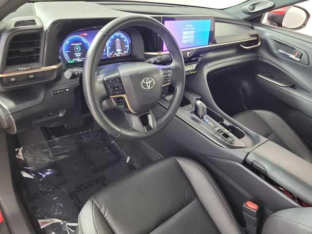 Used 2023 Toyota Crown AWD/4WD image 18