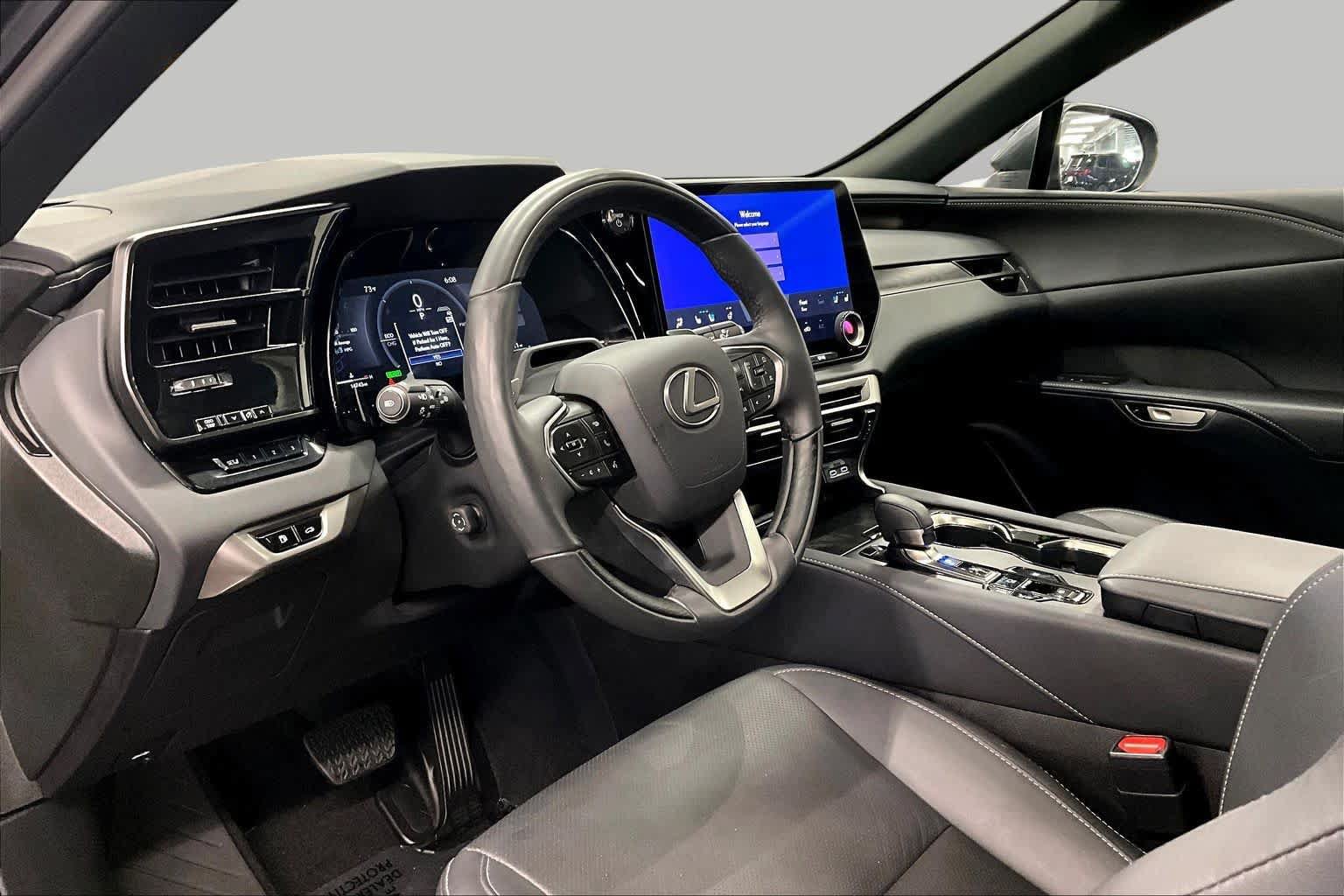 Used 2025 Lexus RX 350h AWD/4WD image 18