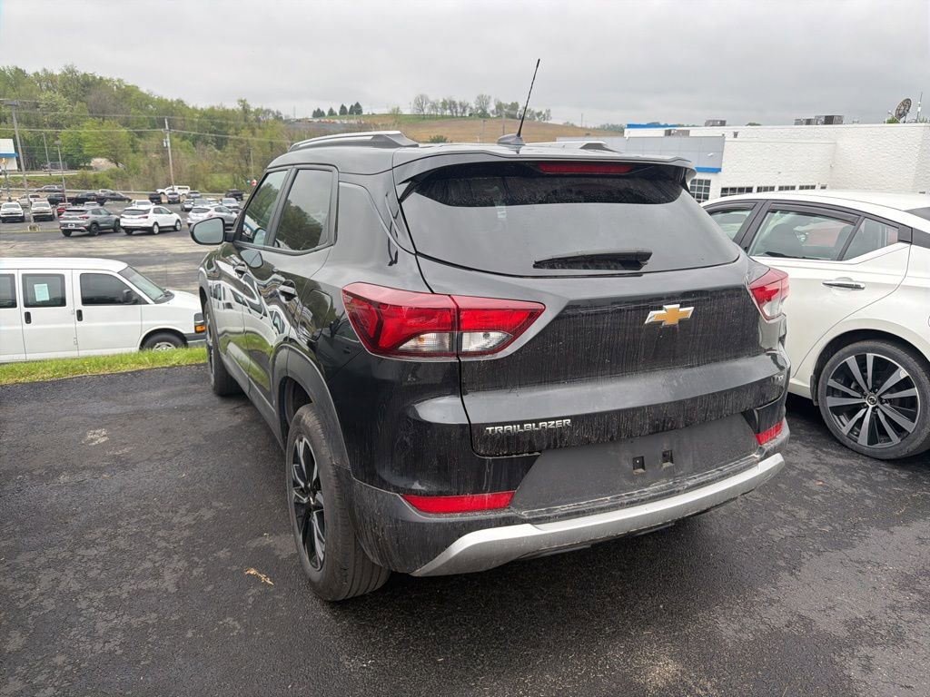 Certified 2023 Chevrolet TrailBlazer LT w/ Convenience Package FWD image 6