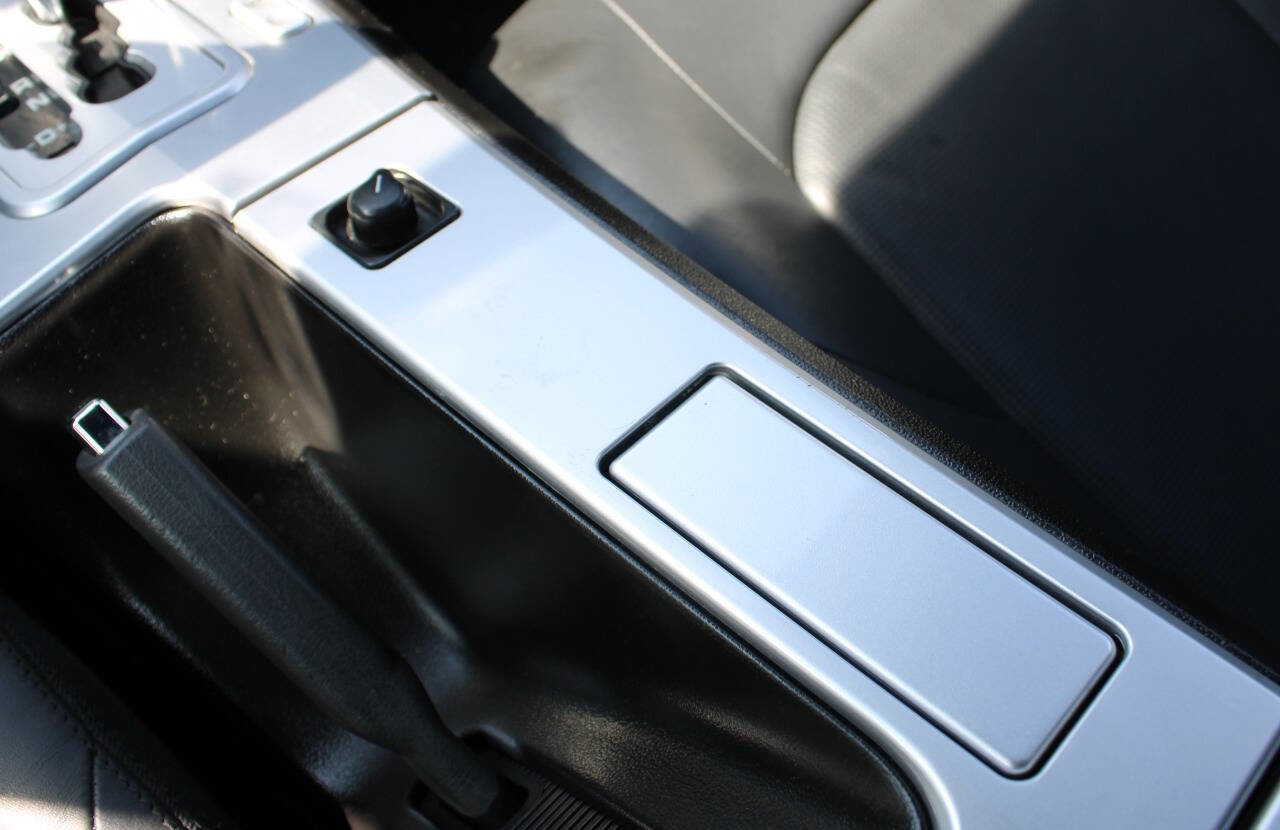 Used 2004 Chrysler Crossfire Base 2dr Sports Coupe image 28