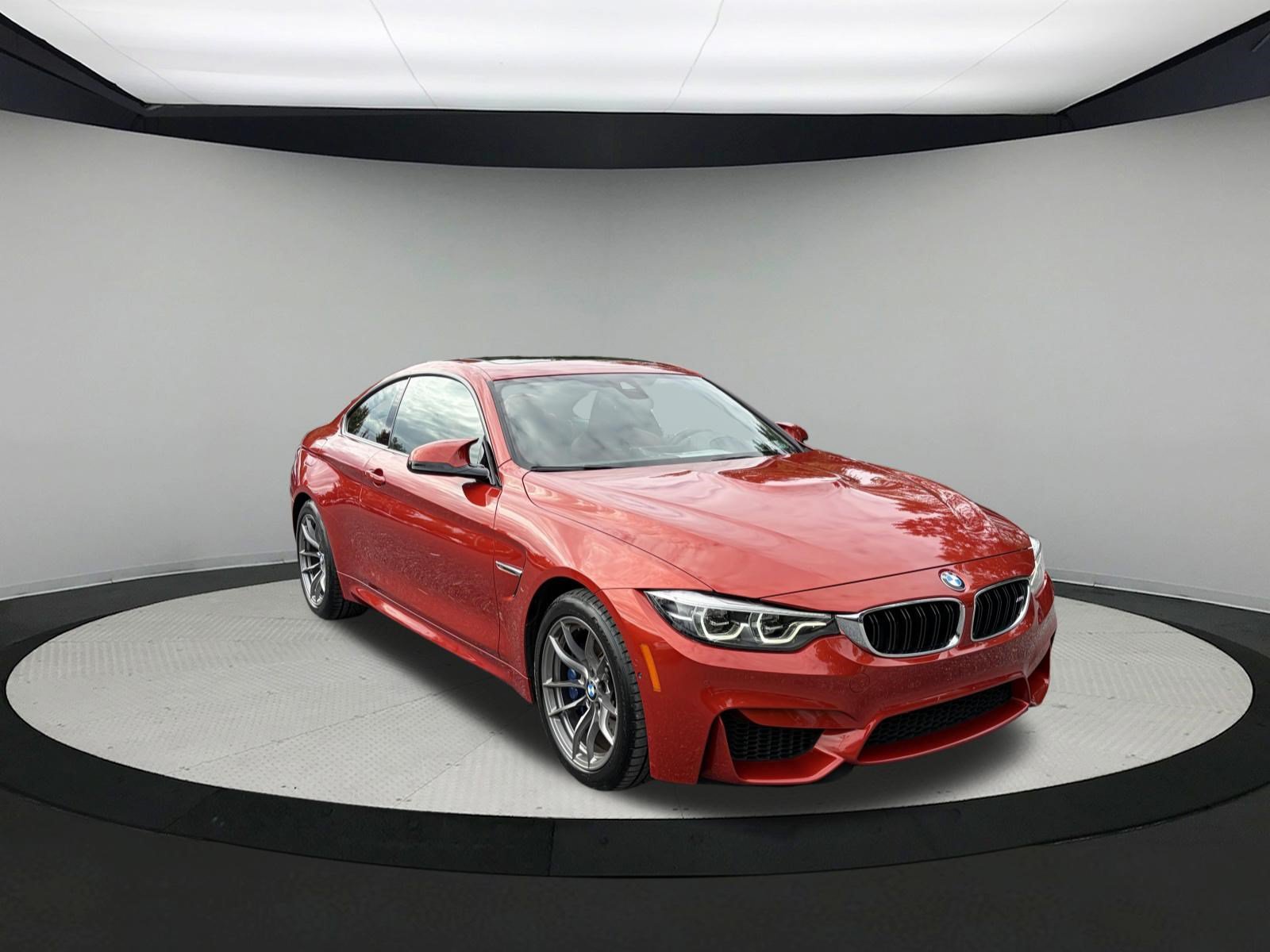 Used 2018 BMW M4 Coupe w/ Executive Package RWD image 6