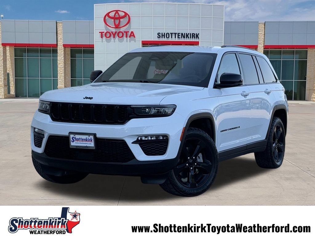 Used 2023 Jeep Grand Cherokee Limited w/ Black Appearance Package RWD image 1