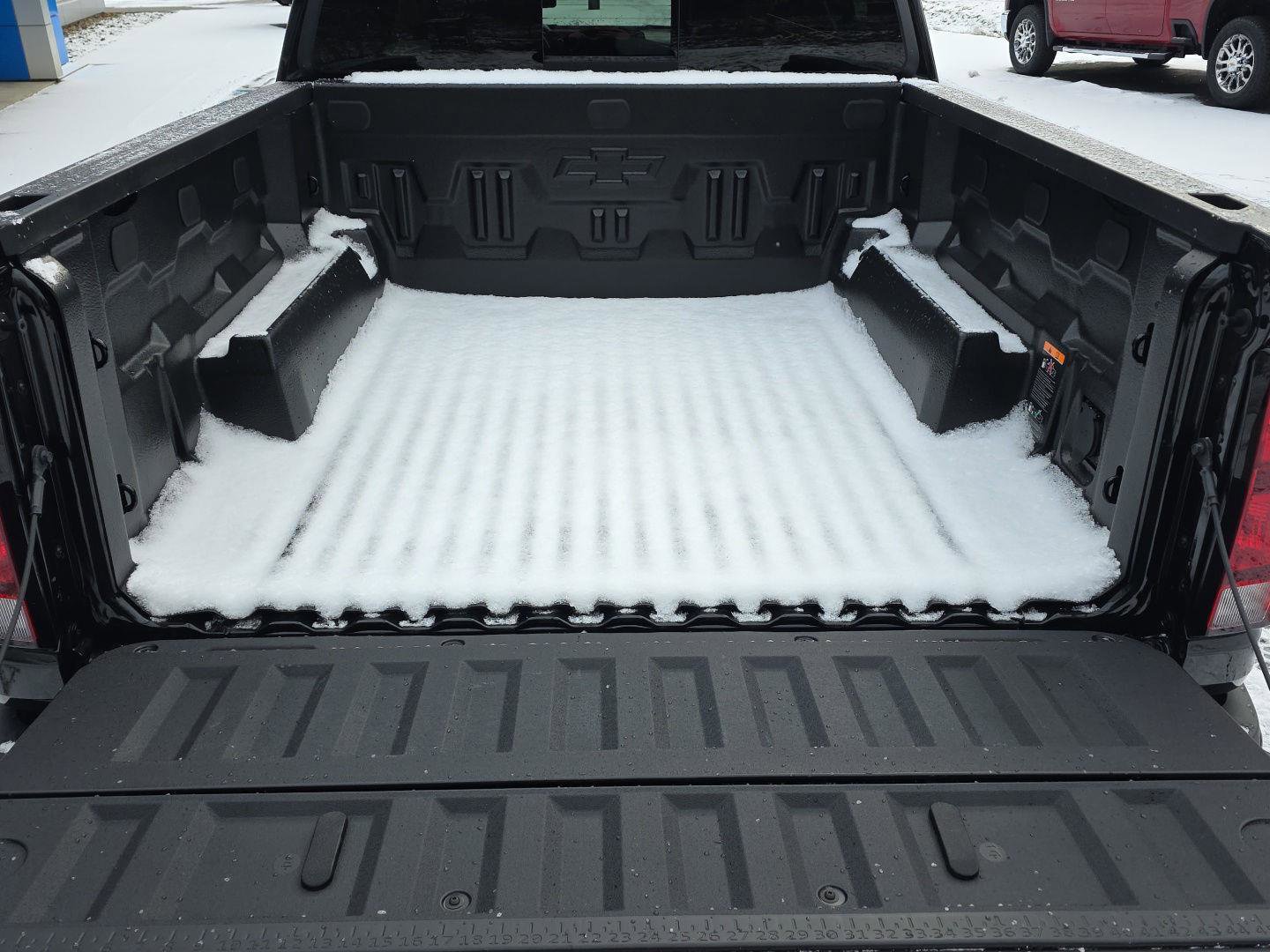 New 2025 Chevrolet Colorado LT w/ LT Convenience Package image 9