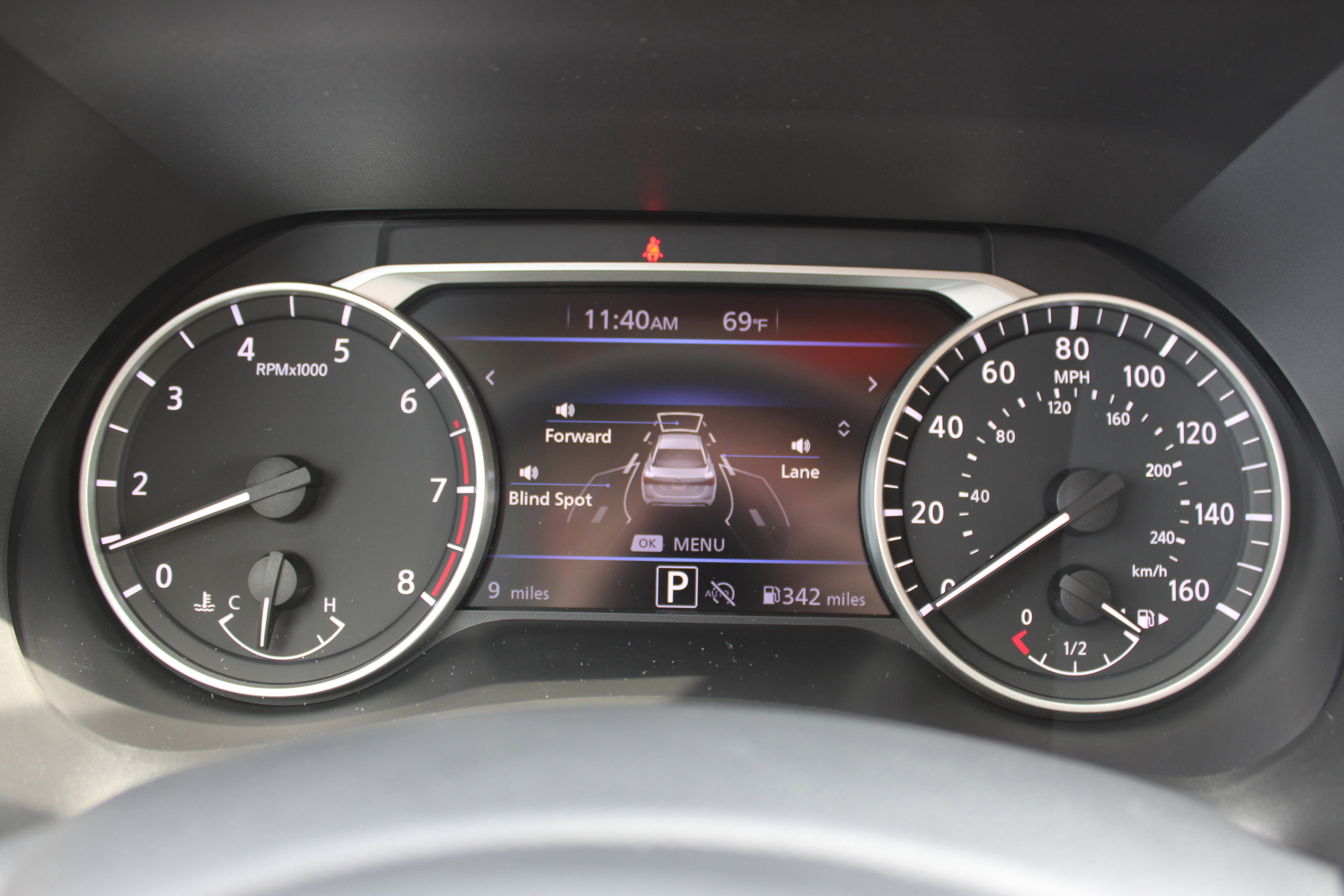 New 2025 Nissan Sentra SV w/ SV Premium Package image 26