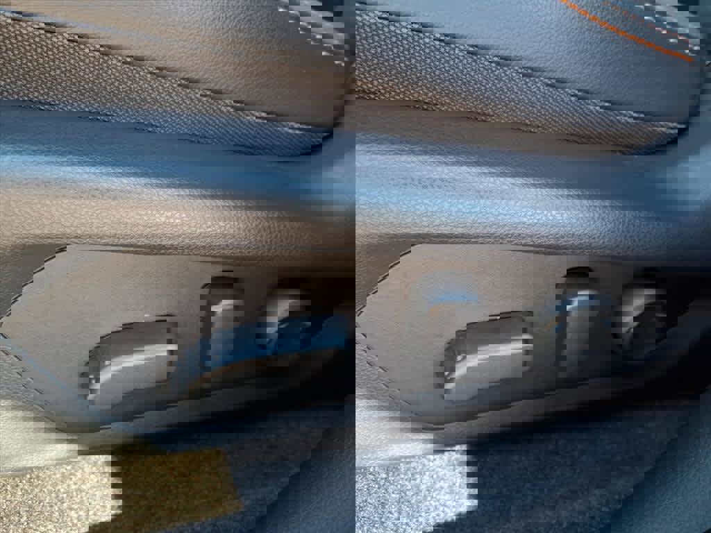 Certified 2025 Subaru Crosstrek 2.5i Limited w/ Popular Package #3A image 29