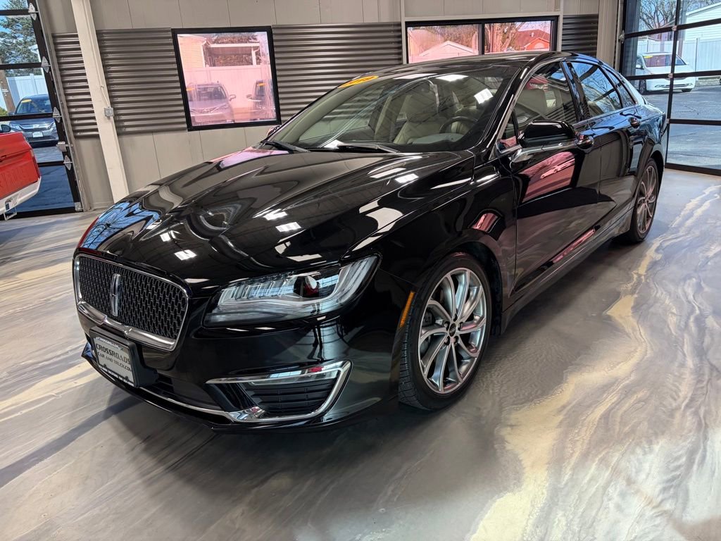 Used 2019 Lincoln MKZ Reserve w/ Reserve Plus Package AWD/4WD image 3