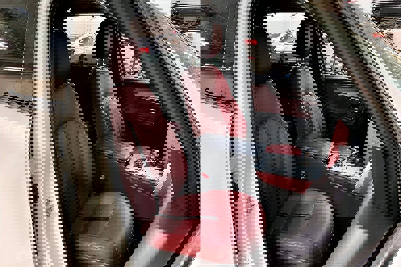 Used 2025 MAZDA CX-70 Plug-In Hybrid w/ Premium Plus image 11