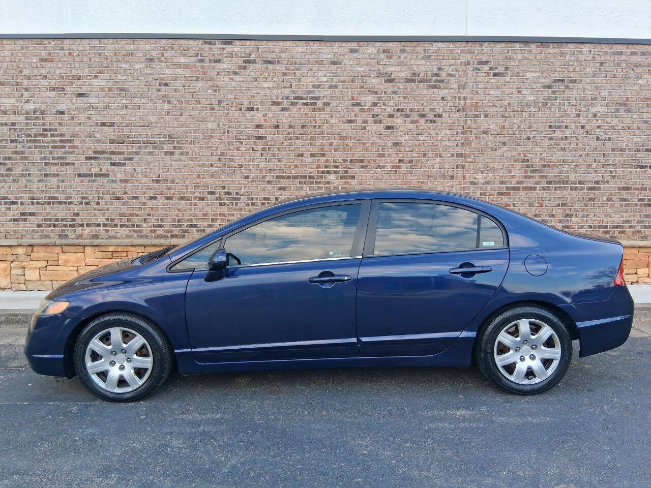 Used 2006 Honda Civic LX image 2
