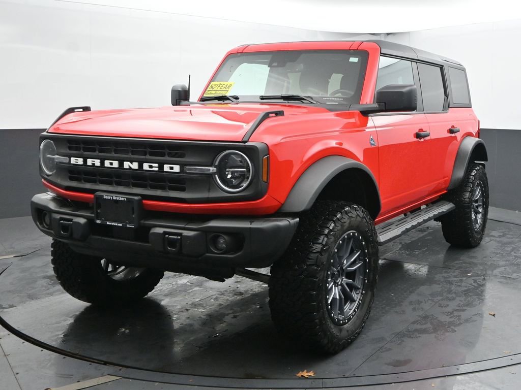 Used 2023 Ford Bronco Black Diamond image 6