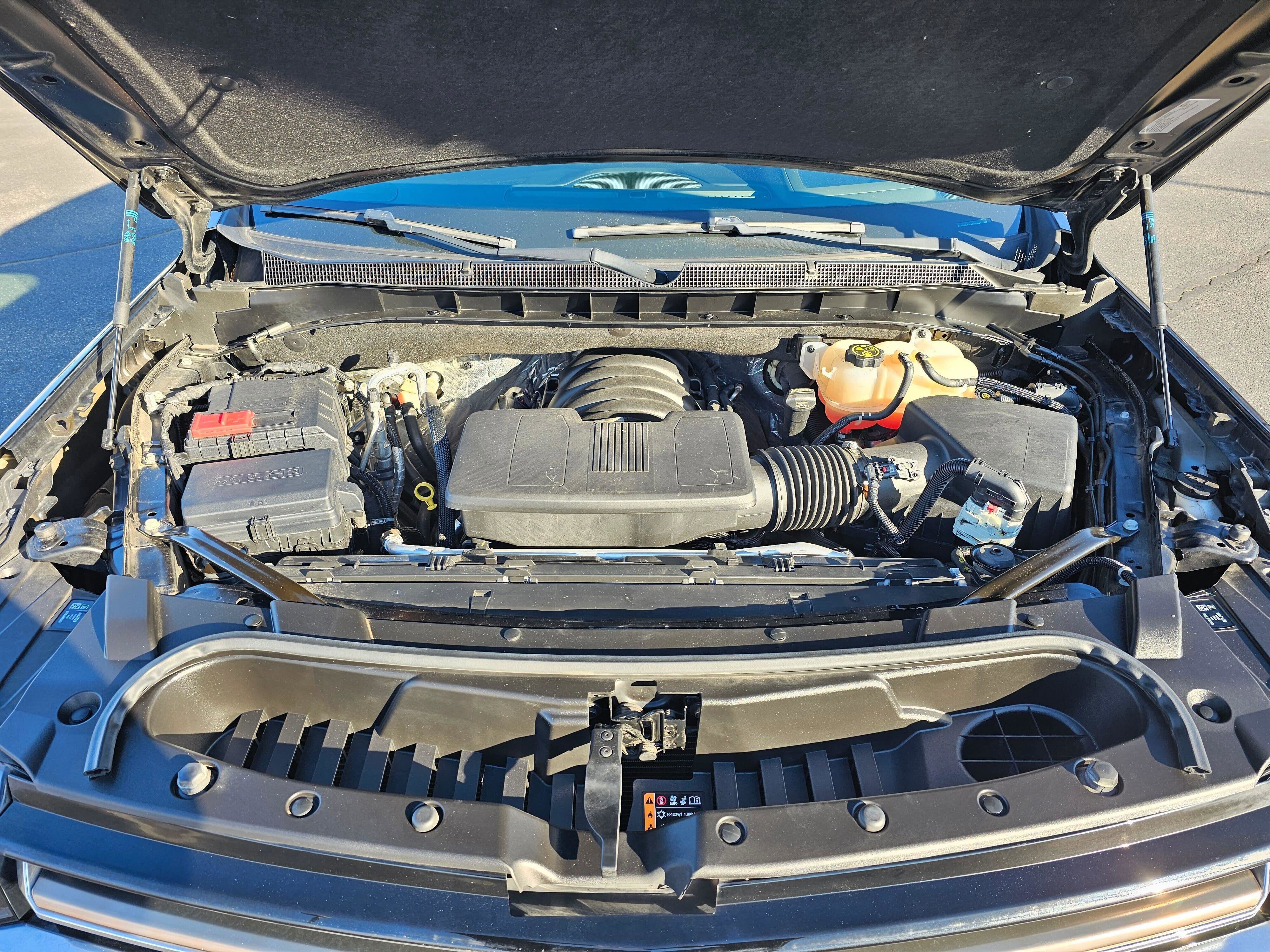 Used 2023 Chevrolet Tahoe High Country w/ Premium Package 2 image 9