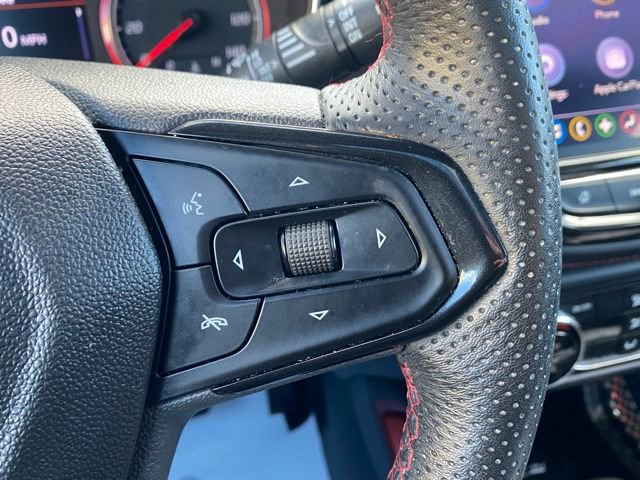 Used 2022 Chevrolet TrailBlazer RS w/ Sun and Liftgate Package image 41