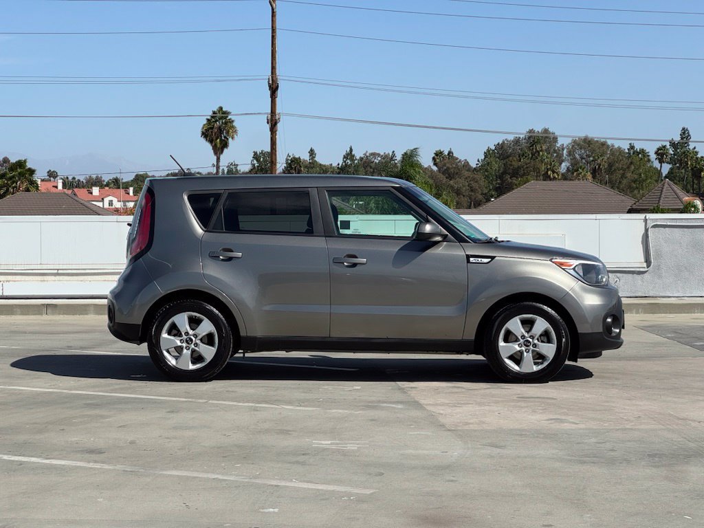 Used 2019 Kia Soul FWD image 30