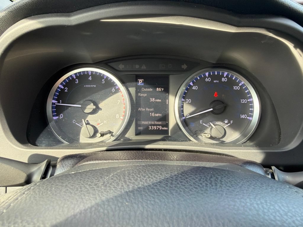 Used 2019 Toyota Highlander LE FWD image 14