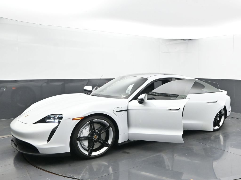 Used 2020 Porsche Taycan 4S image 56