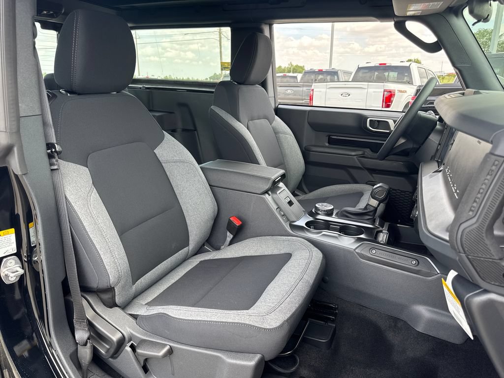New 2026 Ford Bronco 2-Door w/ Sasquatch Package AWD/4WD image 14