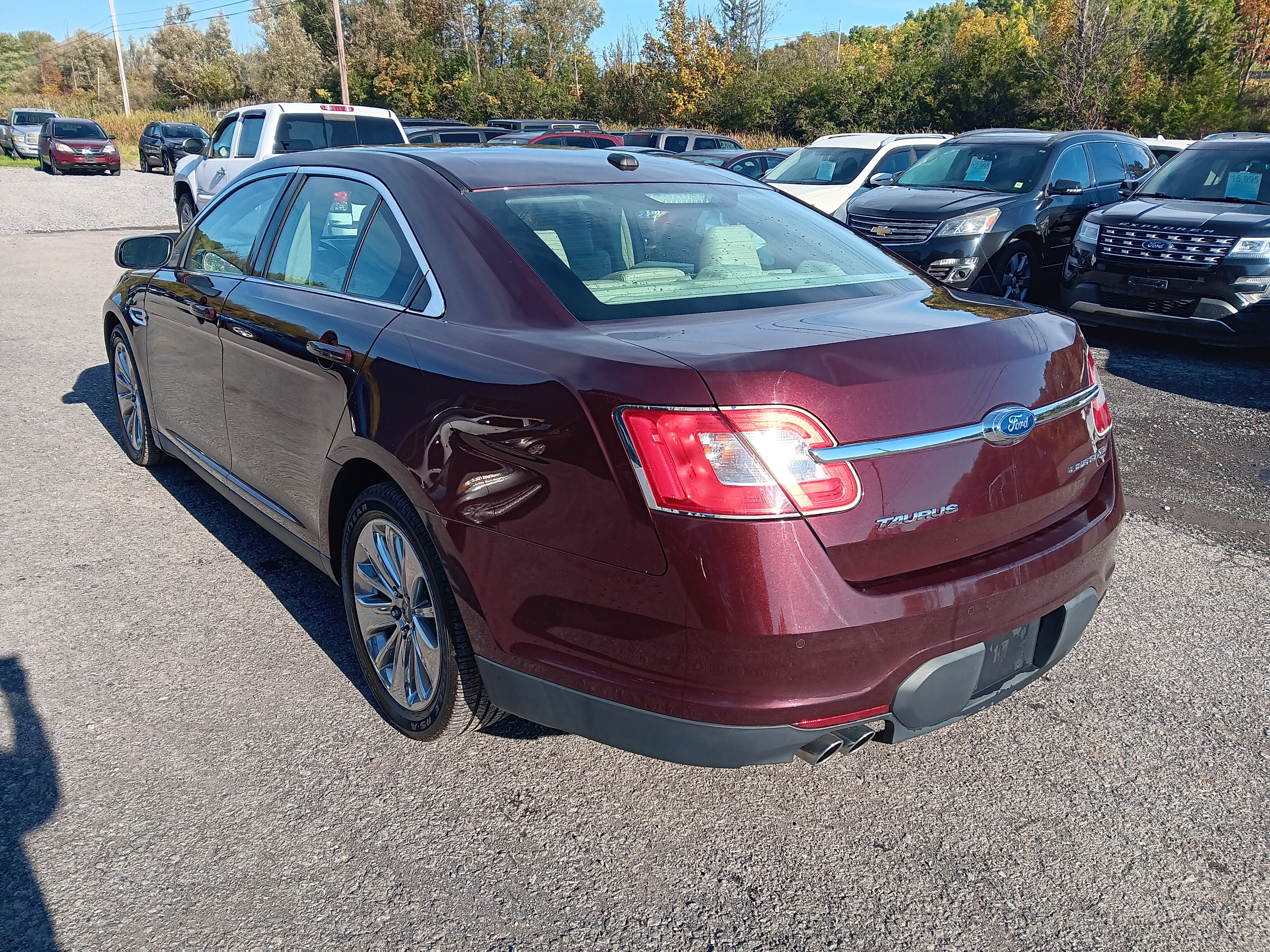 Used 2011 Ford Taurus Limited w/ 303A Rapid Spec Order Code AWD/4WD image 3