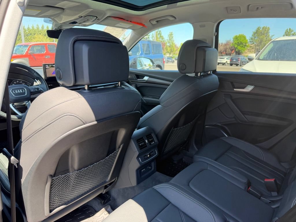 Used 2024 Audi Q5 2.0T Premium AWD/4WD image 30