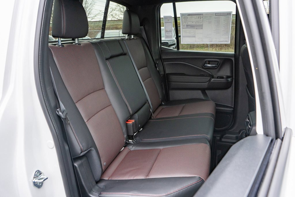 New 2026 Honda Ridgeline Black Edition image 16