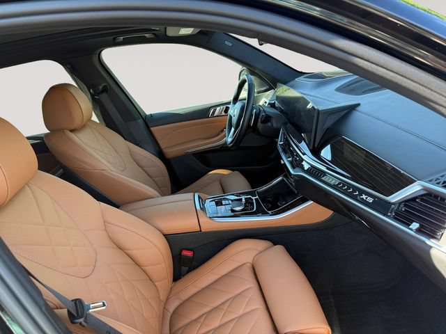 Used 2024 BMW X5 xDrive40i w/ Premium Package AWD/4WD image 15