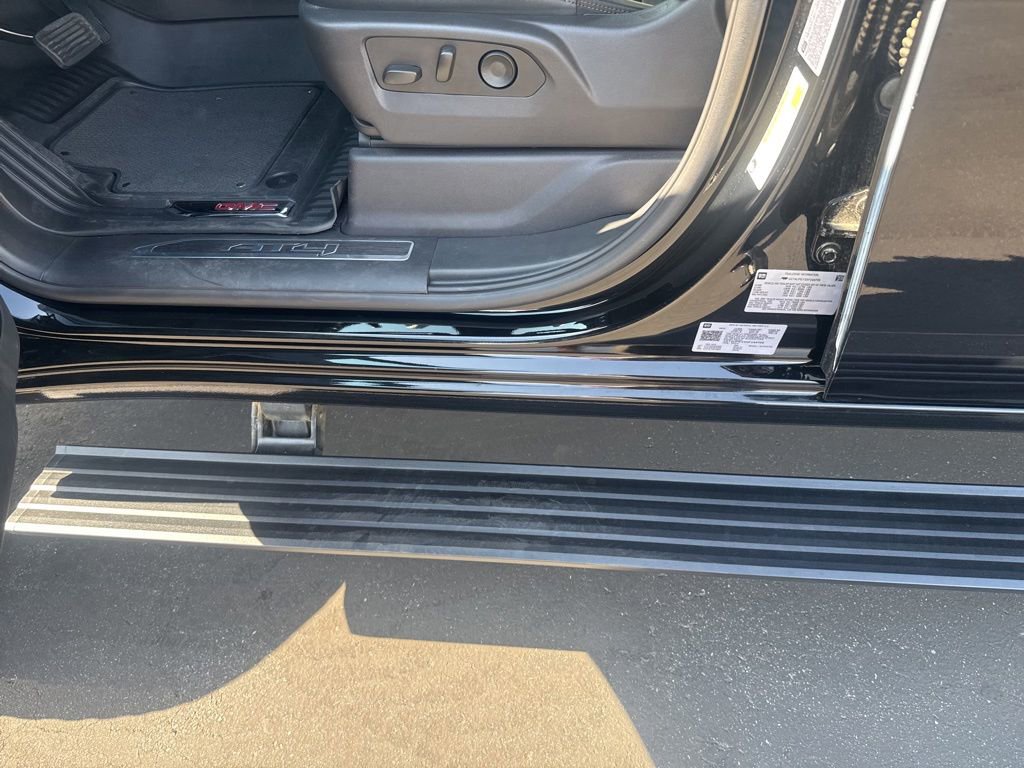 Certified 2025 GMC Sierra 2500 AT4 w/ AT4 Premium Plus Package AWD/4WD image 8