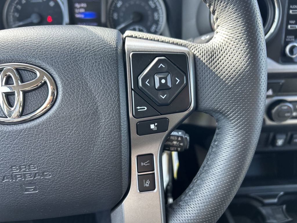 Used 2022 Toyota Tacoma SR5 w/ Technology Package image 26
