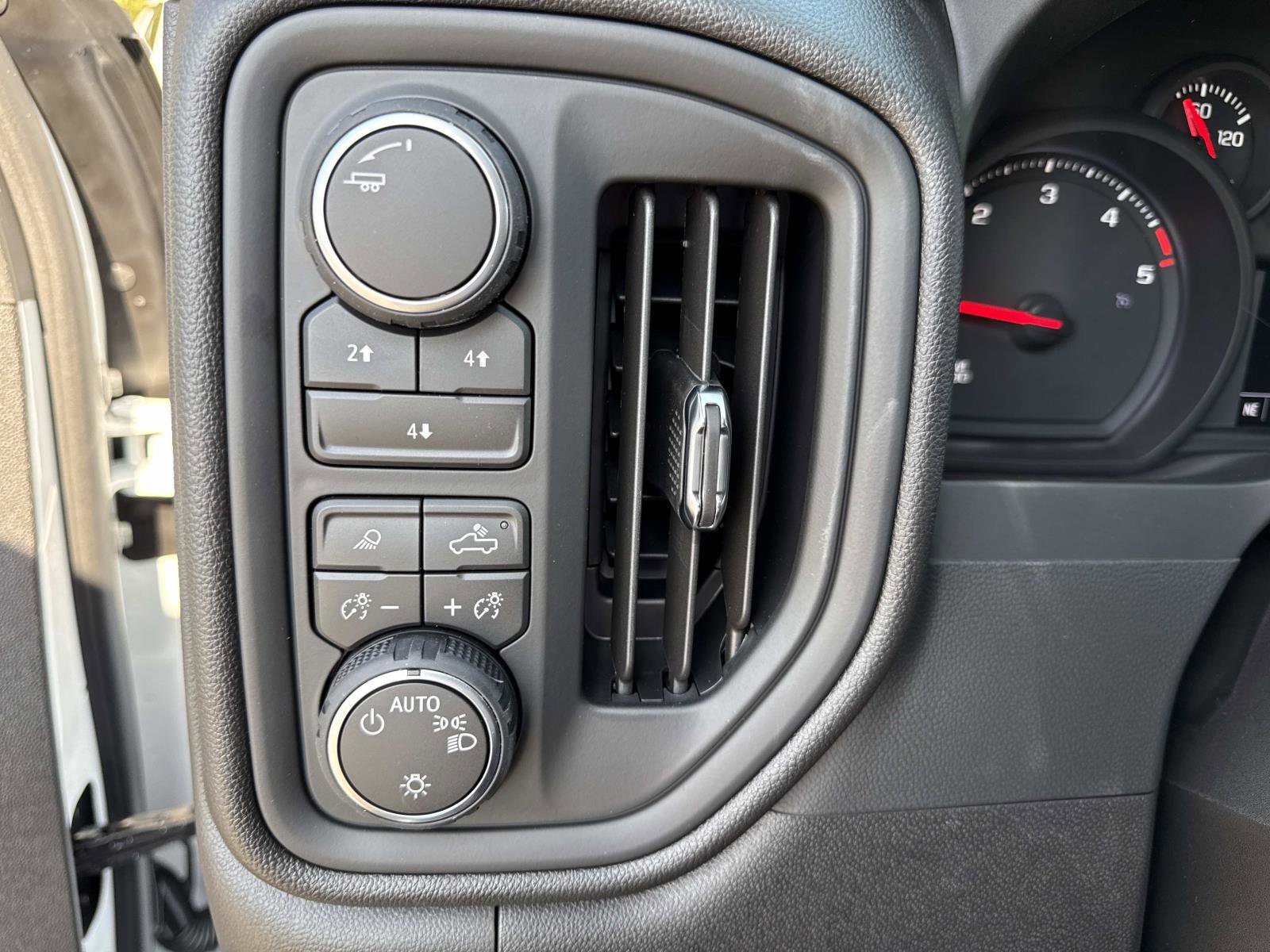 New 2026 Chevrolet Silverado 2500 Custom w/ Custom Value Package image 26