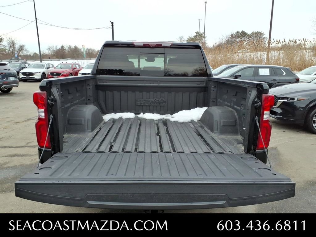 Used 2023 Chevrolet Silverado 1500 High Country w/ Technology Package image 5