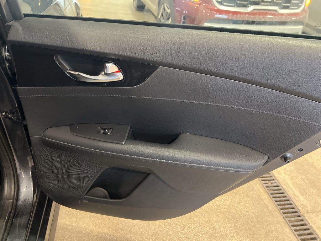 Certified 2024 Kia Forte GT-Line image 15