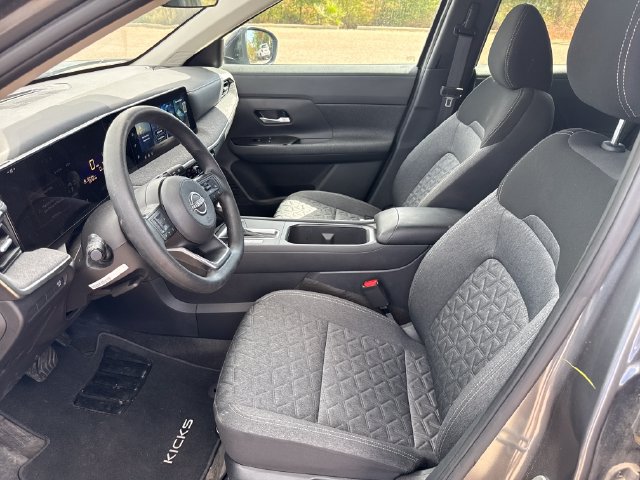 Certified 2026 Nissan Kicks SV w/ Cold Weather Package FWD image 10