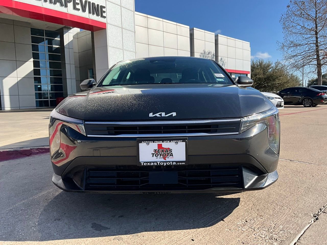 Used 2025 Kia K4 LXS image 3